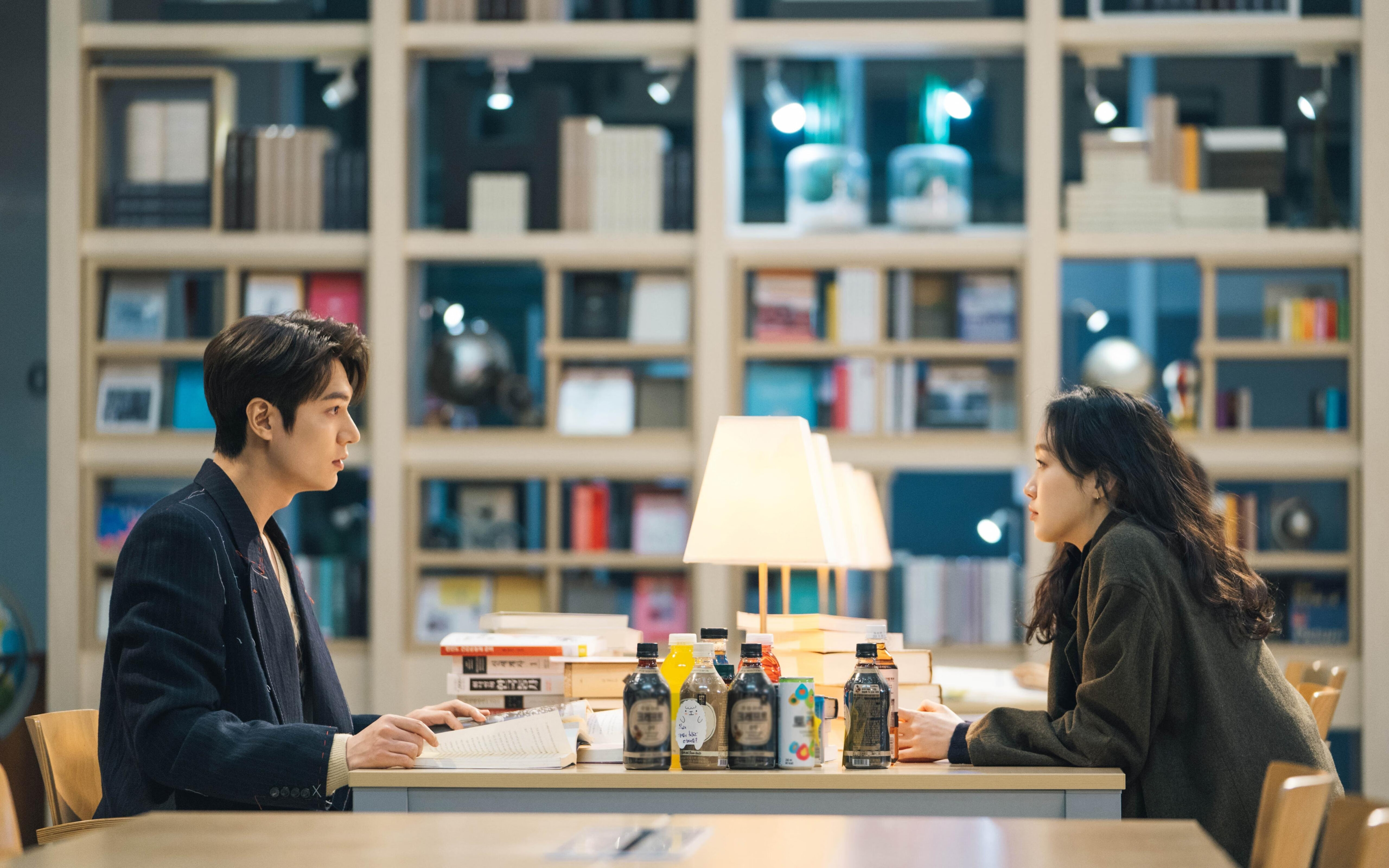 Kaiyun官方登录入口-“英超明星纷纷发威，引领球队攻城略地”，英超各球队当家球星