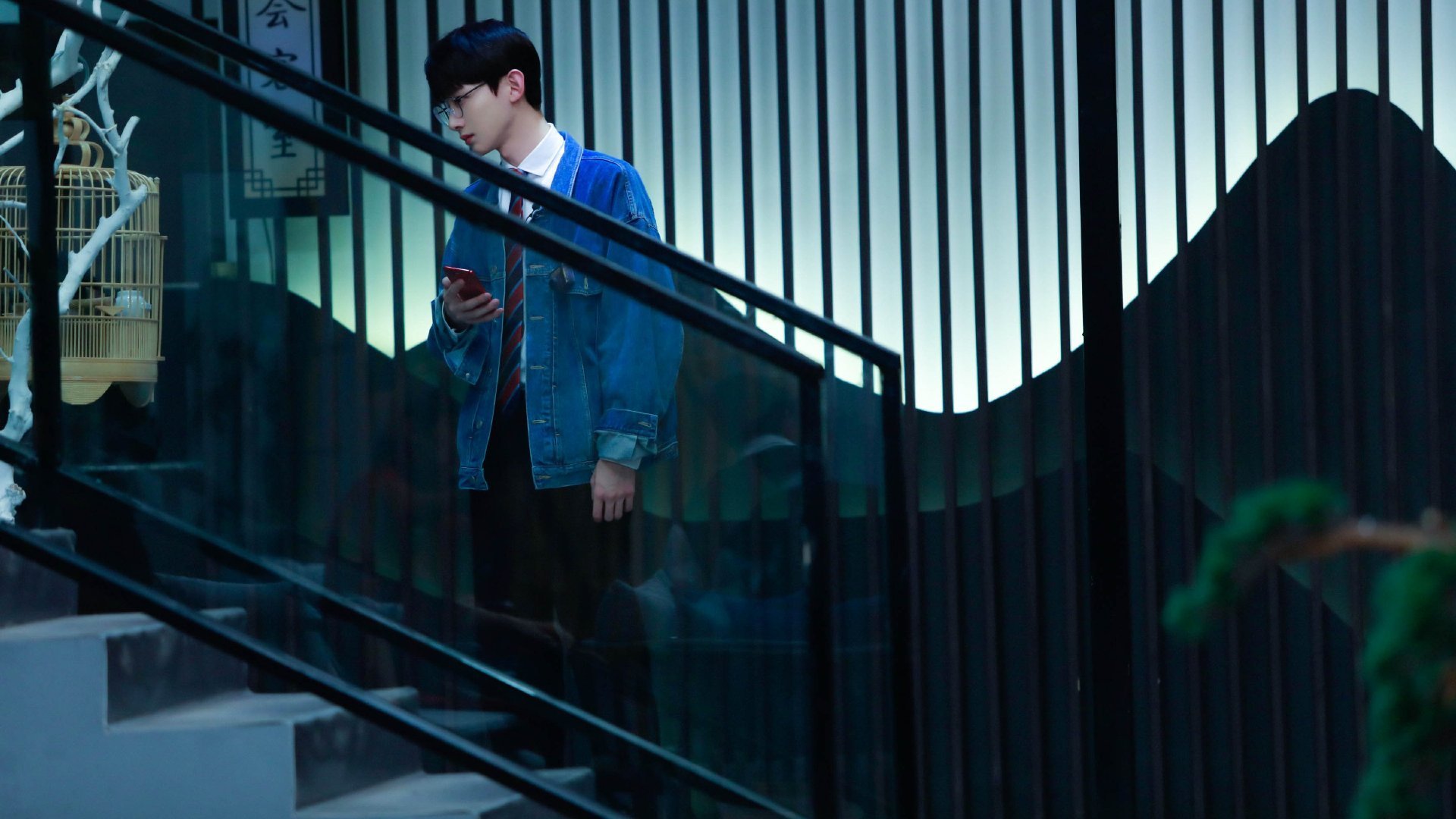 【新型设备】专业运动员集体尝试电子球桌，电子球拍