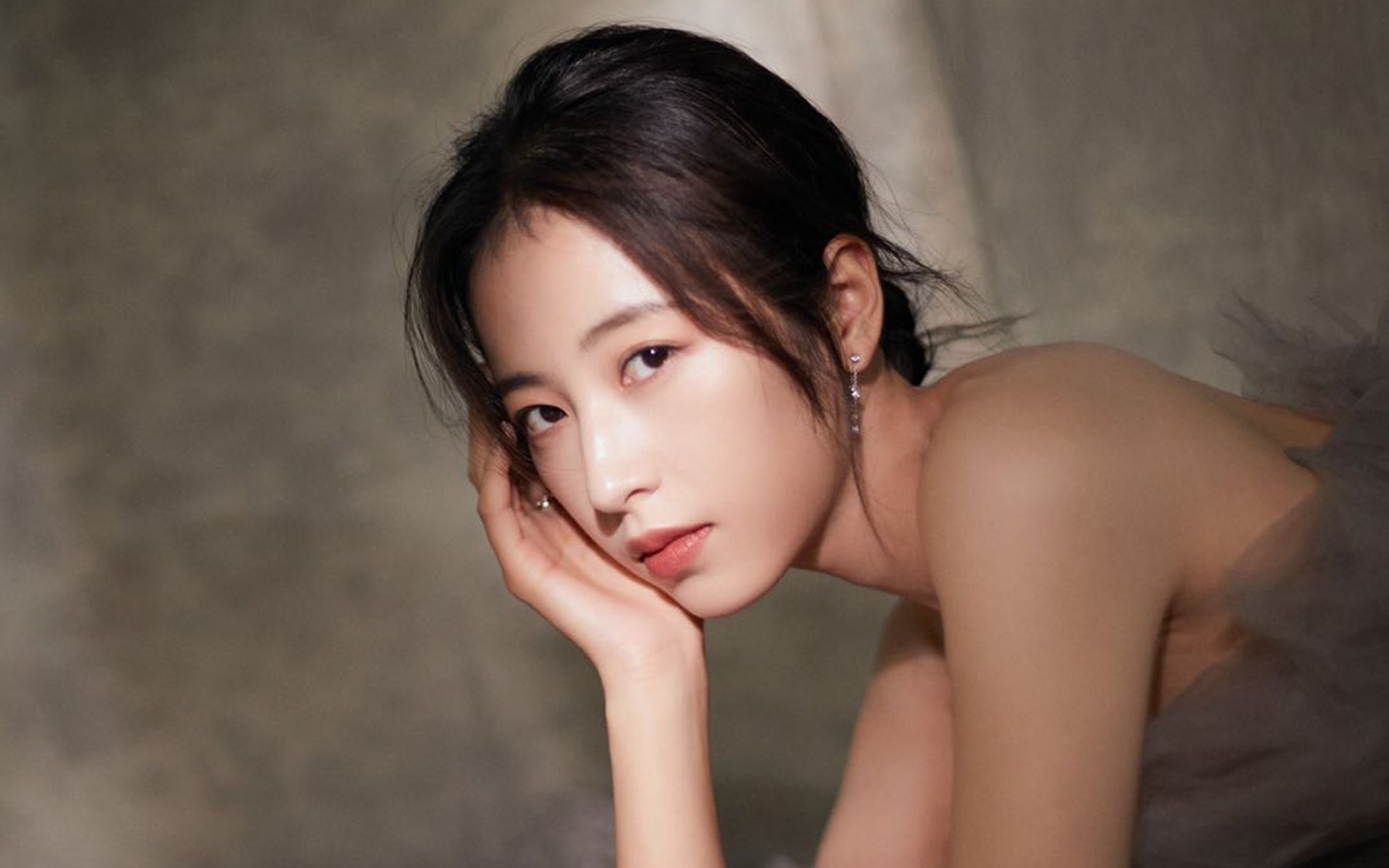 kaiyun网站-勒沃库森2-1逆转弗赖堡，赫尔佐格卡面传中得分，勒沃库森vs弗赖堡