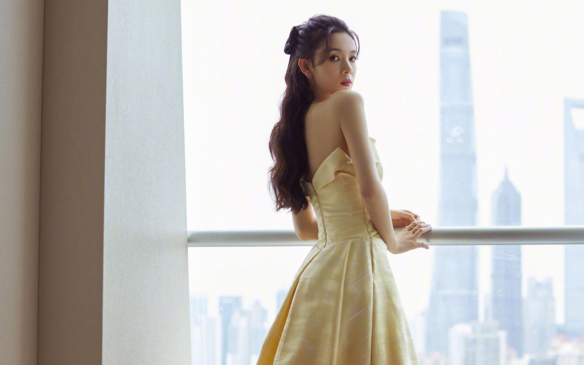 开云官网-扎马莱克主场迎战阿尔阿赫利，德比战备受关注，扎马尔冈