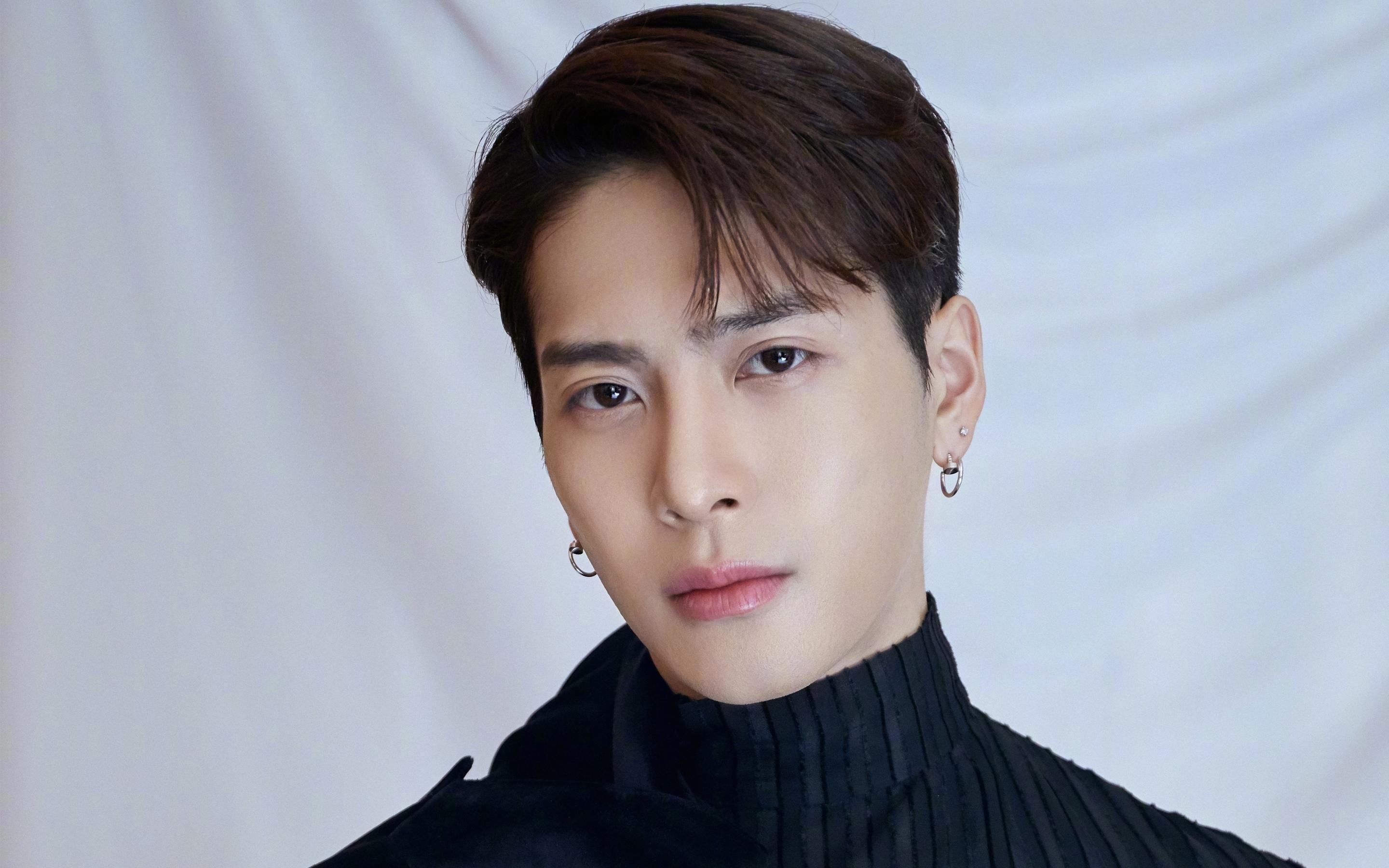 开云体育APP下载-全黑队战术多变、攻击性强，比赛中总能迅速占据主动，全黑什么意思