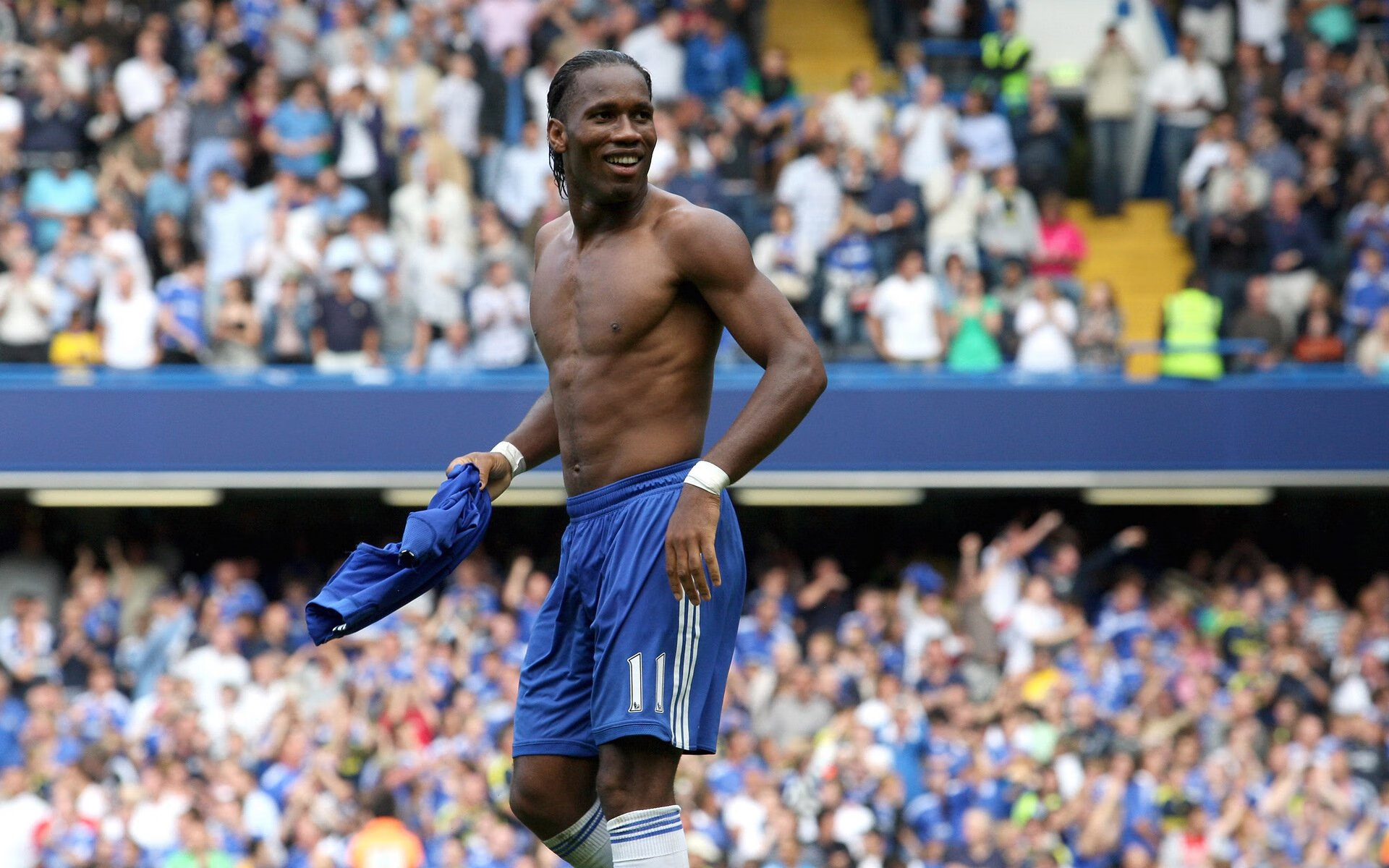 联盟加强纪律管理提升职业精神与责任感,强化纪律管理